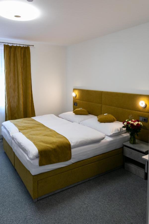 Wellness Hotel Edelweiss Liberec Exterior foto
