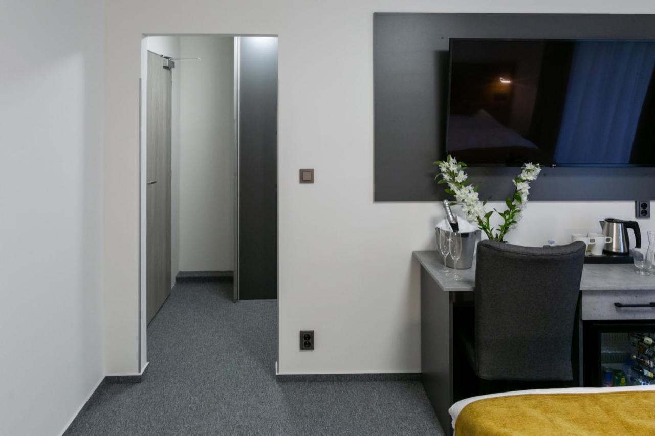 Wellness Hotel Edelweiss Liberec Exterior foto